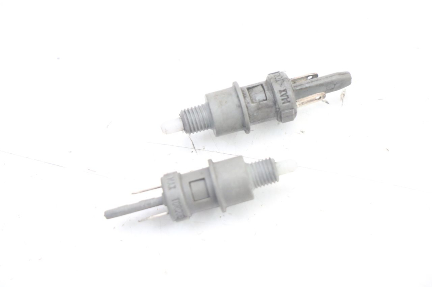 photo de BREMSLICHTSCHALTER PEUGEOT CITYSTAR 125 (2011 - 2017)