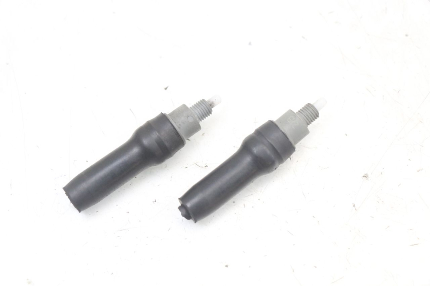 photo de BREMSLICHTSCHALTER PEUGEOT ELYSTAR 50 (2002 - 2014)