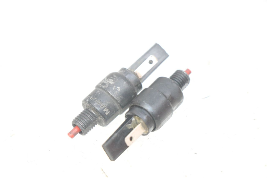 photo de BREMSLICHTSCHALTER PIAGGIO VESPA PRIMAVERA 2T 50 (2013 - 2018)