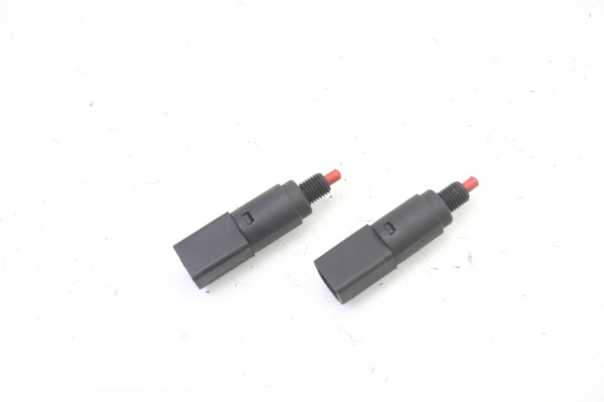 photo de BREMSLICHTSCHALTER GILERA RUNNER SL 50 (2006 - 2009)