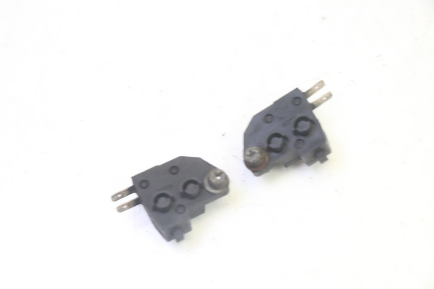 photo de BREMSLICHTSCHALTER PEUGEOT SATELIS 125 (2013 - 2018)