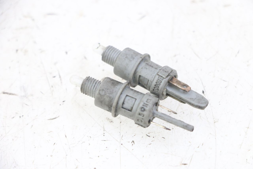 photo de BREMSLICHTSCHALTER PEUGEOT SPEEDFIGHT 2 LC 50 (2000 - 2009)