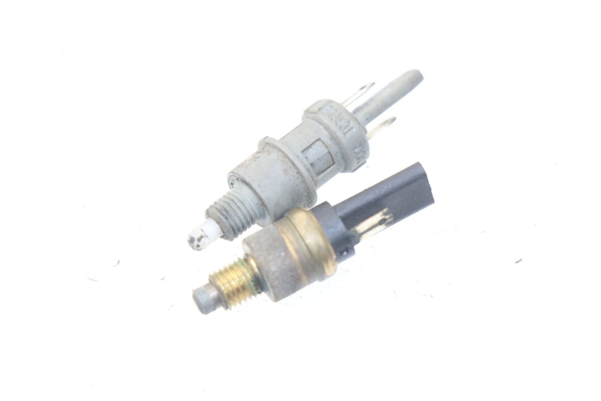 photo de BREMSLICHTSCHALTER PEUGEOT SV 80 (1993 - 1997)