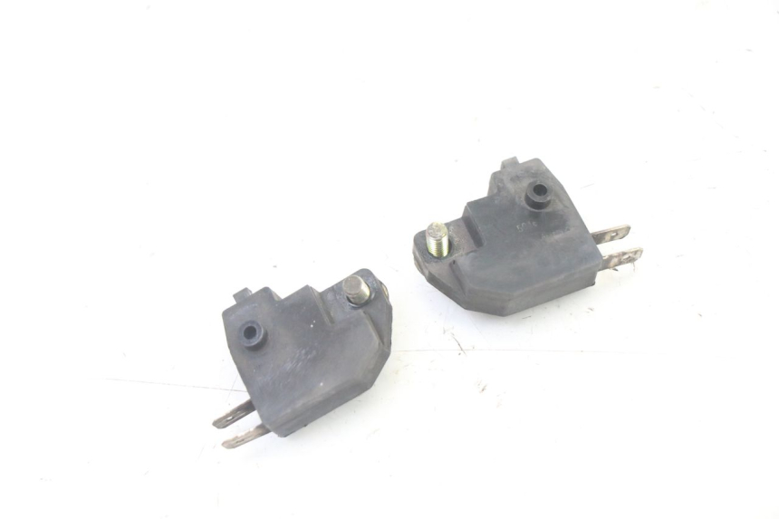 photo de BREMSLICHTSCHALTER SUZUKI UH BURGMAN 125 (2002 - 2006)