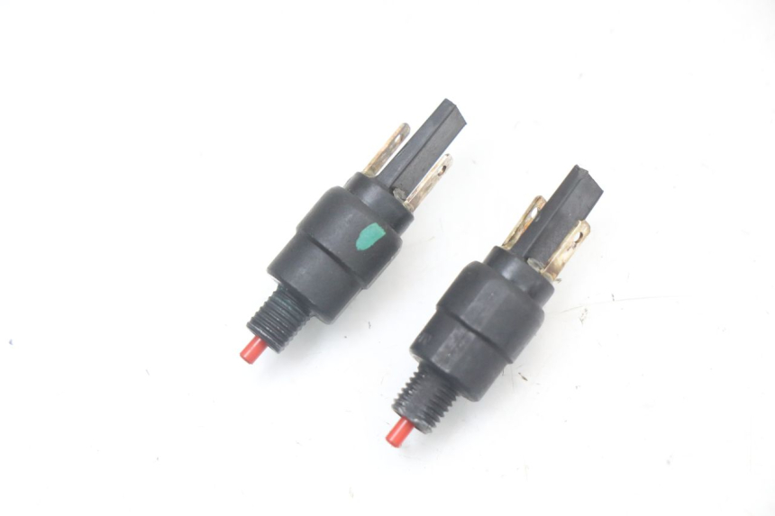 photo de BREMSLICHTSCHALTER PIAGGIO VESPA PRIMAVERA 4T 50 (2021 - 2024)