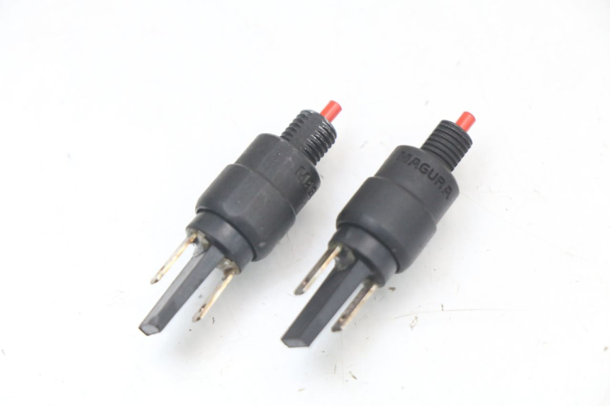 photo de BREMSLICHTSCHALTER PIAGGIO VESPA PRIMAVERA 4T 50 (2021 - 2024)