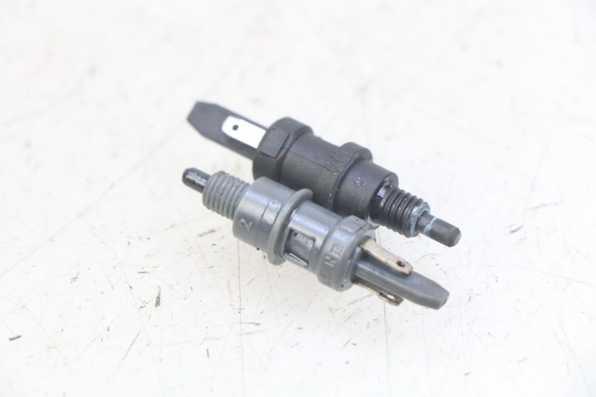 photo de BREMSLICHTSCHALTER PEUGEOT VIVACITY NEW 2T 50 (2008 - 2017)