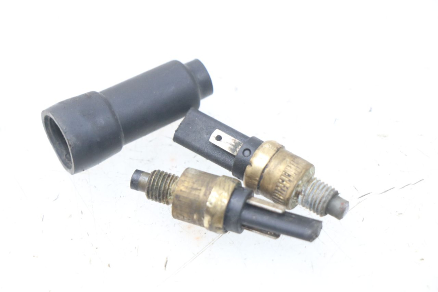 photo de BREMSLICHTSCHALTER PEUGEOT VIVACITY 100 (1999 - 2008)