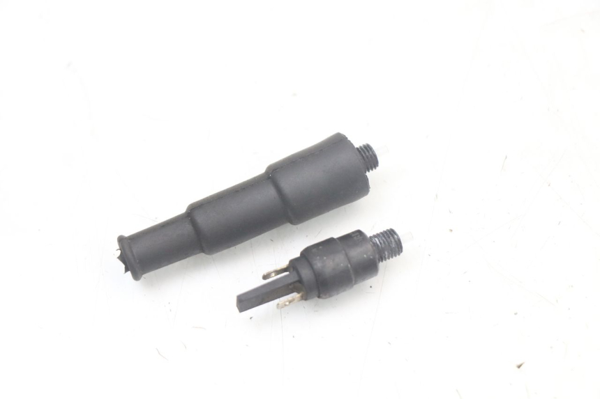 photo de BREMSLICHTSCHALTER PIAGGIO XEVO - X EVO 125 (2007 - 2017) - Detailansicht des Bauteils