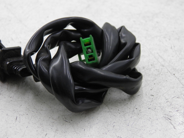 photo de ZÜNDUNG AUS SEITENSTÄNDER HONDA FES S-WING SWING ABS 125 (2007 - 2015)