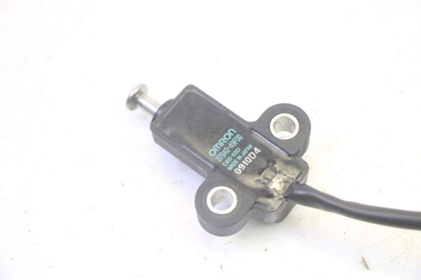 photo de ZÜNDUNG AUS SEITENSTÄNDER SUZUKI BURGMAN 125 (2007 - 2014) - Technische Nahaufnahme