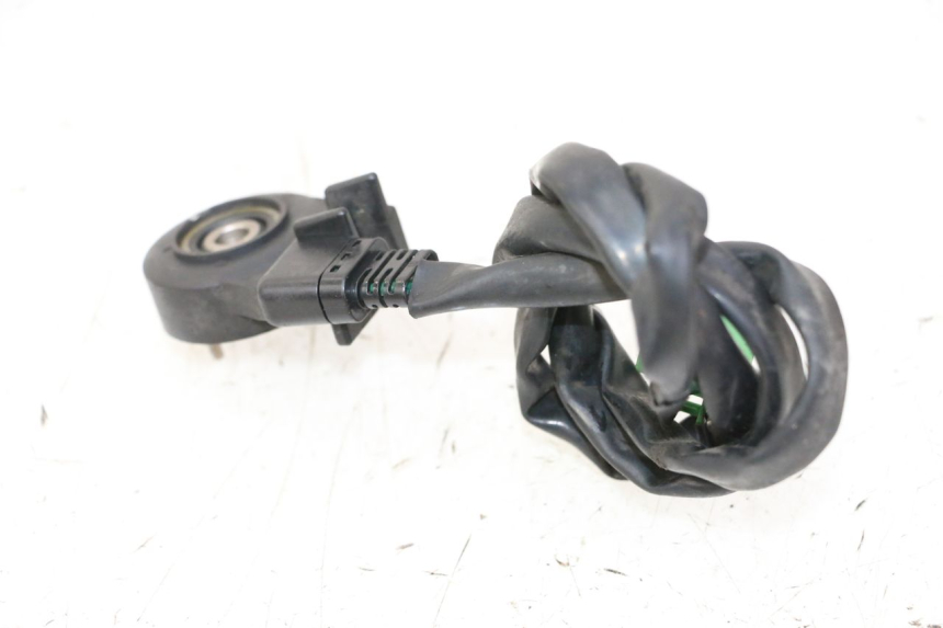 photo de ZÜNDUNG AUS SEITENSTÄNDER HONDA FES S-WING SWING ABS 125 (2007 - 2015)