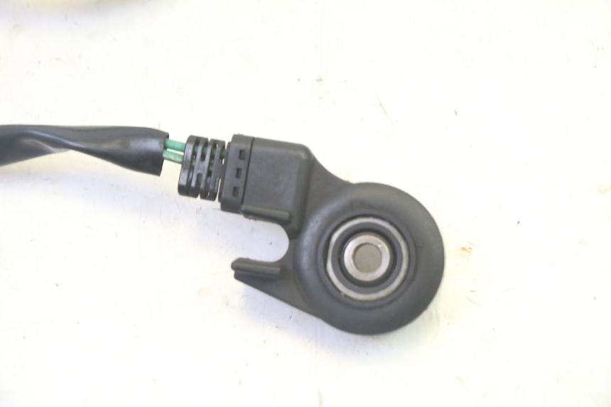 photo de ZÜNDUNG AUS SEITENSTÄNDER HONDA FES S-WING SWING ABS 125 (2007 - 2015)