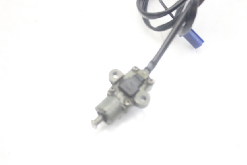 photo de ZÜNDUNG AUS SEITENSTÄNDER YAMAHA FZS FAZER 600 (1998 - 2001)