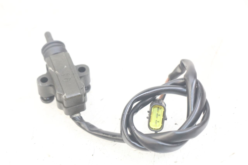 photo de ZÜNDUNG AUS SEITENSTÄNDER TRIUMPH SPRINT ST 955 (1999 - 2001)