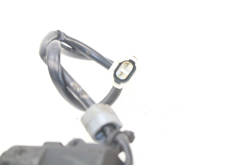 photo de SEITENSTÄNDERSCHALTER PIAGGIO VESPA GTS IE ABS 300 (2016 - 2018) - Zoom auf Gebrauchszustand