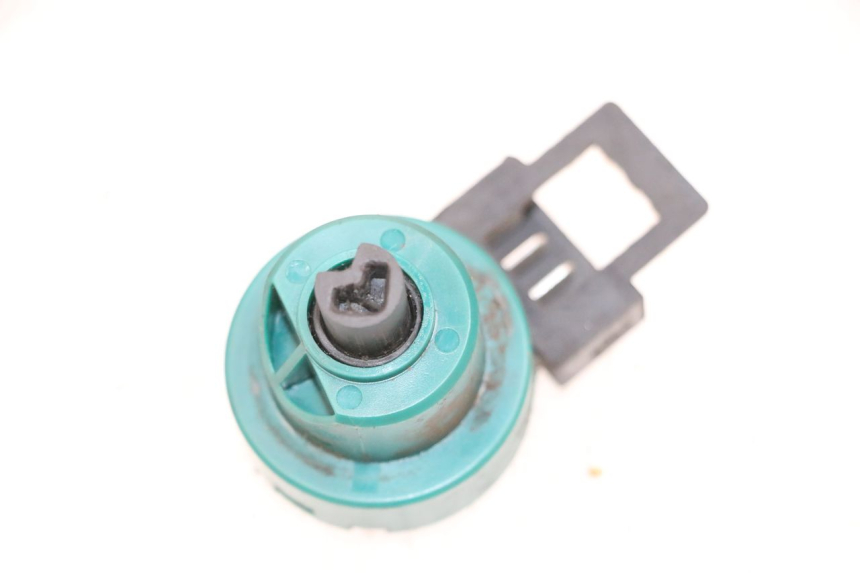 photo de ZÜNDSCHLOSS PIAGGIO NEW TYPHOON 50 (2018 - 2021) - Zoom auf Gebrauchszustand