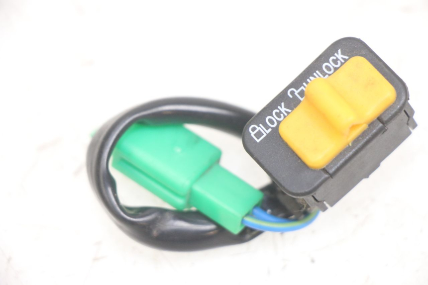 photo de ZÜNDSCHLOSS PEUGEOT TWEET 4T 50 (2014 - 2019)