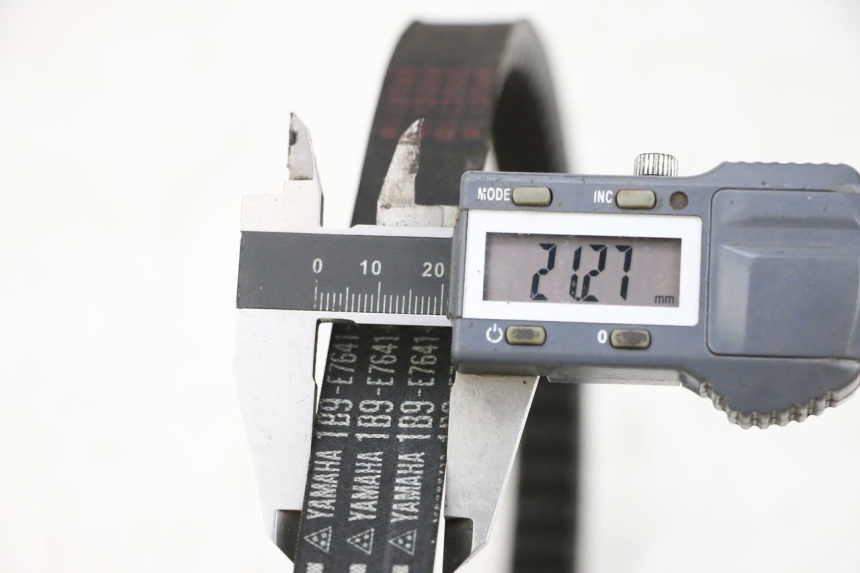 photo de KEILRIEMEN YAMAHA XMAX X-MAX 125 (2006 - 2009) - Detailansicht des Bauteils