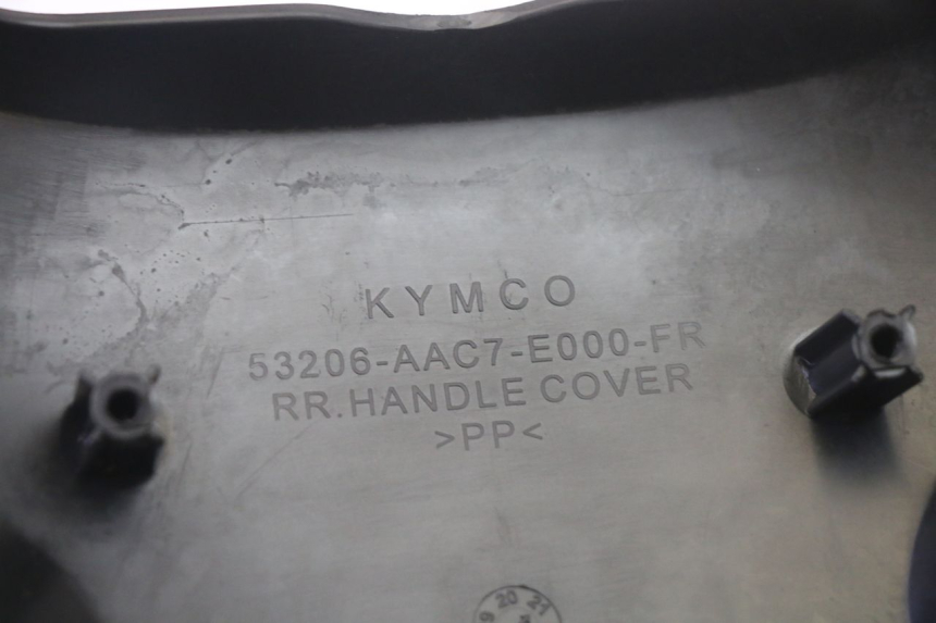 photo de HINTERE LENKERABDECKUNG KYMCO AGILITY 4T 50 (2018 - 2022) - Gesamtansicht des Produkts