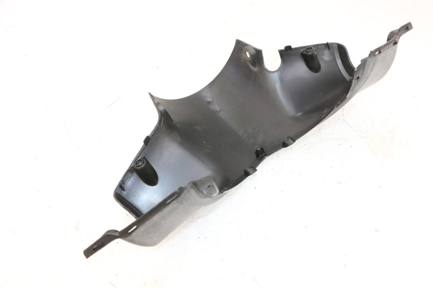 photo de LENKERVERKLEIDUNG HINTEN KYMCO AGILITY CITY 4T 50 (2008 - 2016) - Details der Befestigungspunkte