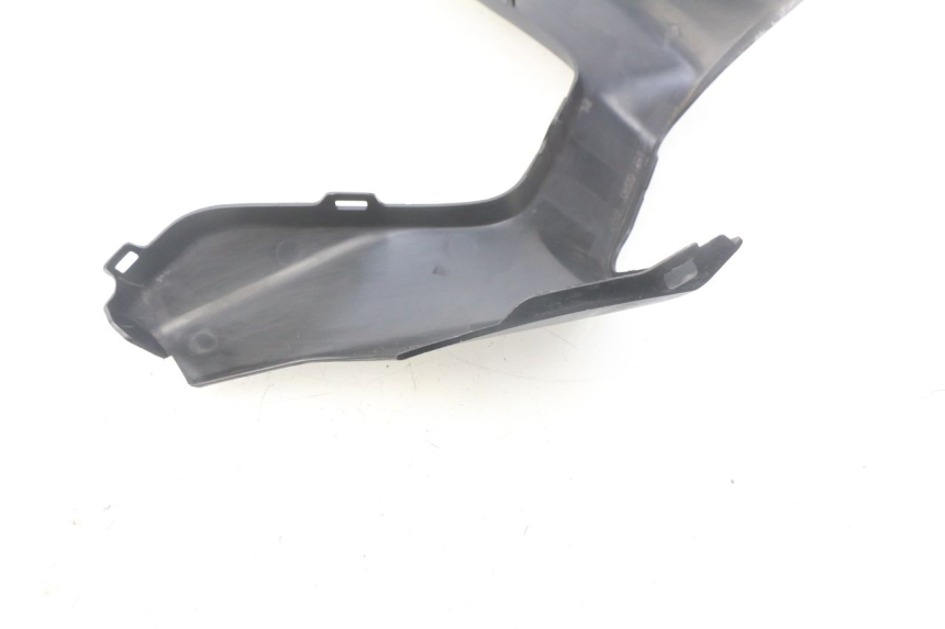 photo de HINTERE LENKERABDECKUNG SUZUKI AN BURGMAN 400 (2006 - 2010)