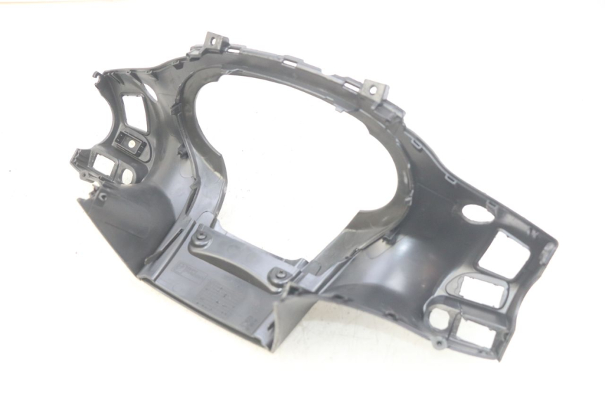 photo de HINTERE LENKERABDECKUNG PIAGGIO BEVERLY 125 (2010 - 2015)