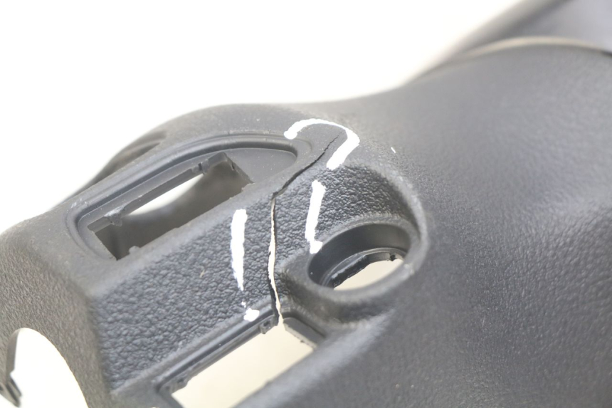photo de HINTERE LENKERABDECKUNG PIAGGIO BEVERLY 125 (2010 - 2015)