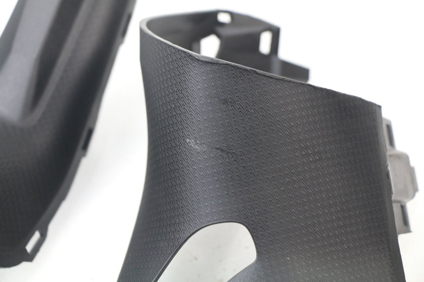 photo de LENKERVERKLEIDUNG HINTEN BMW C SPORT 650 (2015 - 2021)