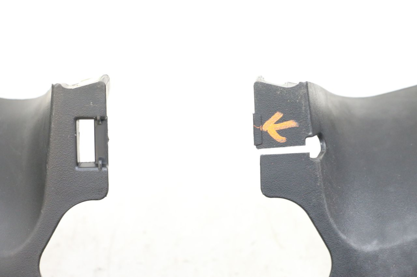photo de LENKERVERKLEIDUNG HINTEN PEUGEOT GEOPOLIS RS 125 (2007 - 2009)