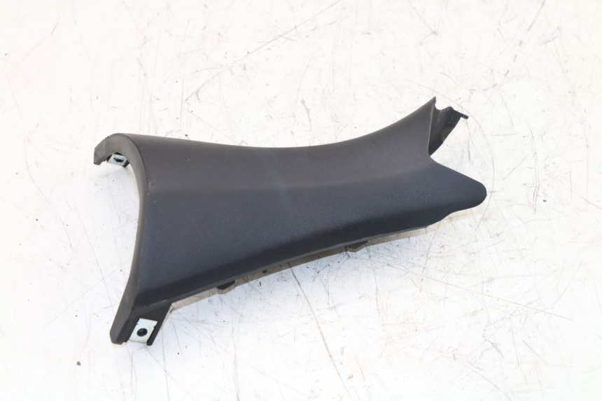 photo de HINTERE LENKERABDECKUNG SYM GTS EFI 125 (2012 - 2016)