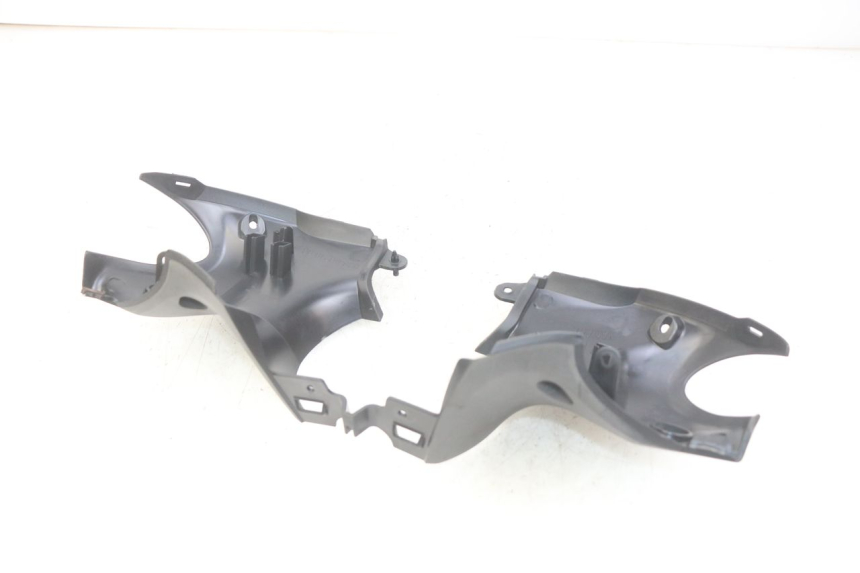 photo de HINTERE LENKERABDECKUNG YAMAHA HW XENTER 125 (2011 - 2017)