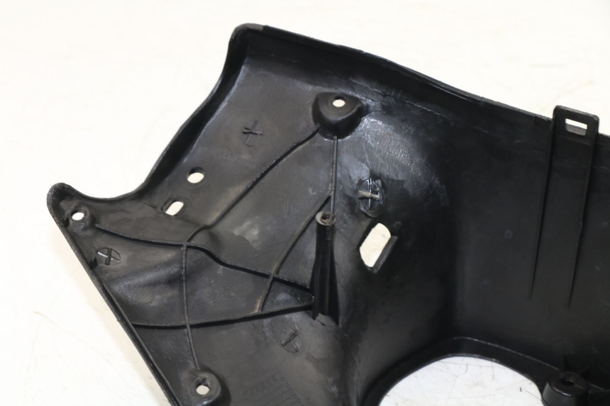 photo de HINTERE LENKERABDECKUNG KEEWAY F-ACT FACT 50 (2006 - 2011)