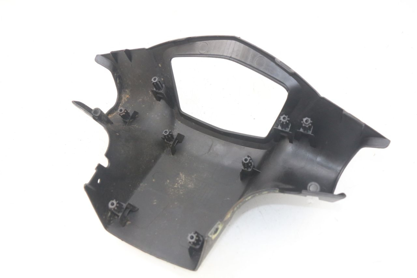 photo de HINTERE LENKERABDECKUNG PEUGEOT KISBEE 4T 50 (2010 - 2017)