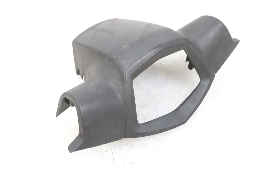 photo de HINTERE LENKERABDECKUNG PEUGEOT KISBEE 4T 50 (2010 - 2017) - Detailansicht des Bauteils