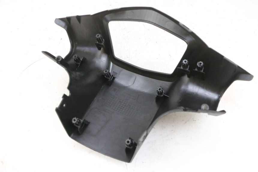 photo de HINTERE LENKERABDECKUNG PEUGEOT KISBEE 4T 50 (2010 - 2017) - Technische Nahaufnahme