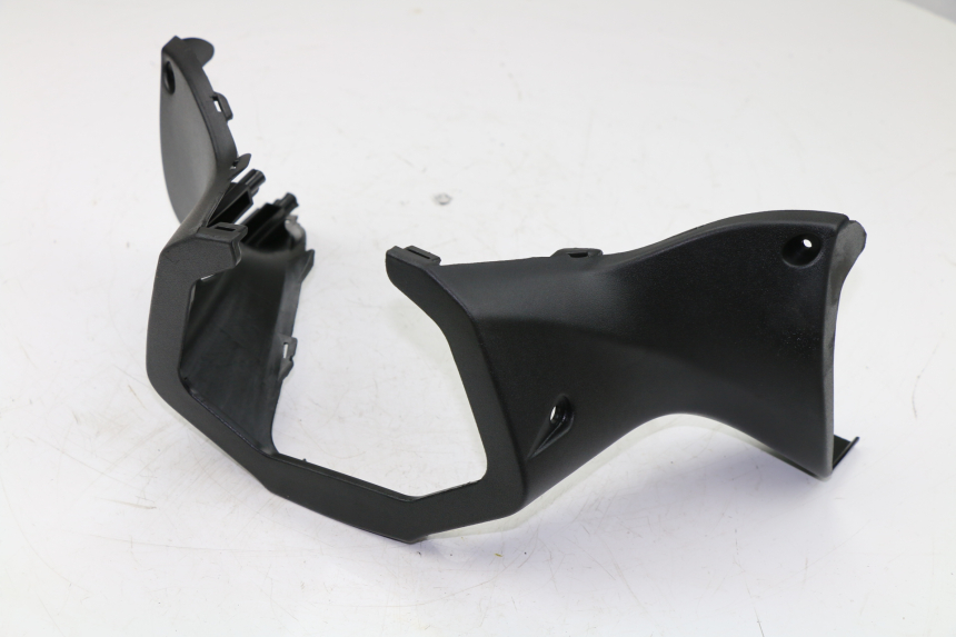 photo de LENKERVERKLEIDUNG HINTEN KYMCO K-XCT 125 (2013 - 2017)