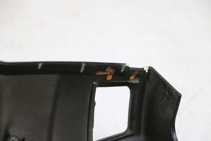 photo de LENKERVERKLEIDUNG HINTEN KYMCO LIKE 125 (2009 - 2016) - Zoom auf Gebrauchszustand