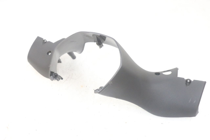 photo de LENKERVERKLEIDUNG HINTEN PIAGGIO MP3 HPE 300 (2019 - 2026) - Zoom auf Gebrauchszustand