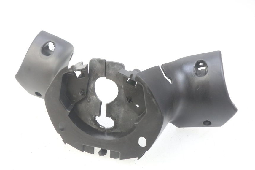 photo de HINTERE LENKERABDECKUNG PEUGEOT CITYSTAR 125 (2011 - 2017)