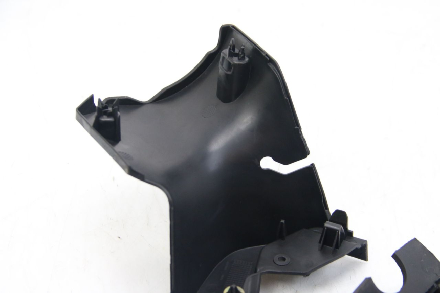 photo de HINTERE LENKERABDECKUNG PEUGEOT CITYSTAR 125 (2011 - 2017)