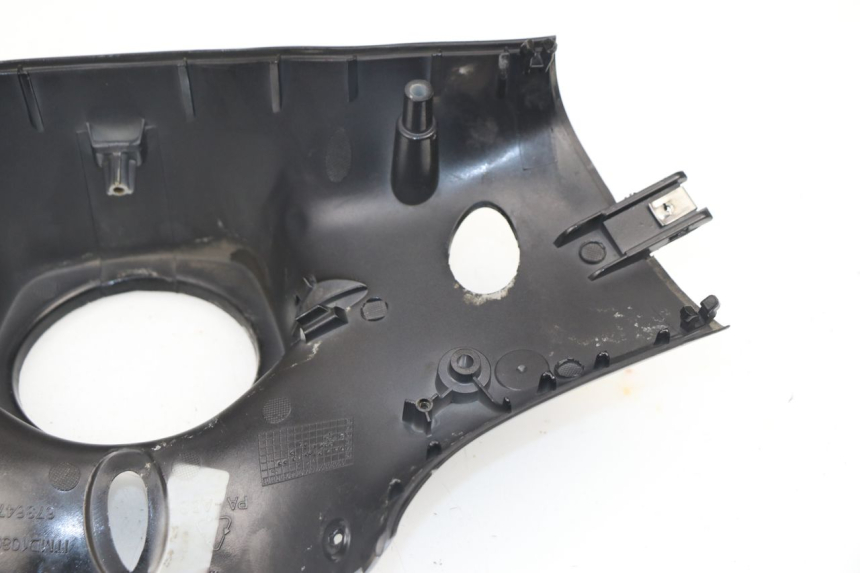 photo de HINTERE LENKERABDECKUNG PIAGGIO VESPA PRIMAVERA 2T 50 (2013 - 2018)