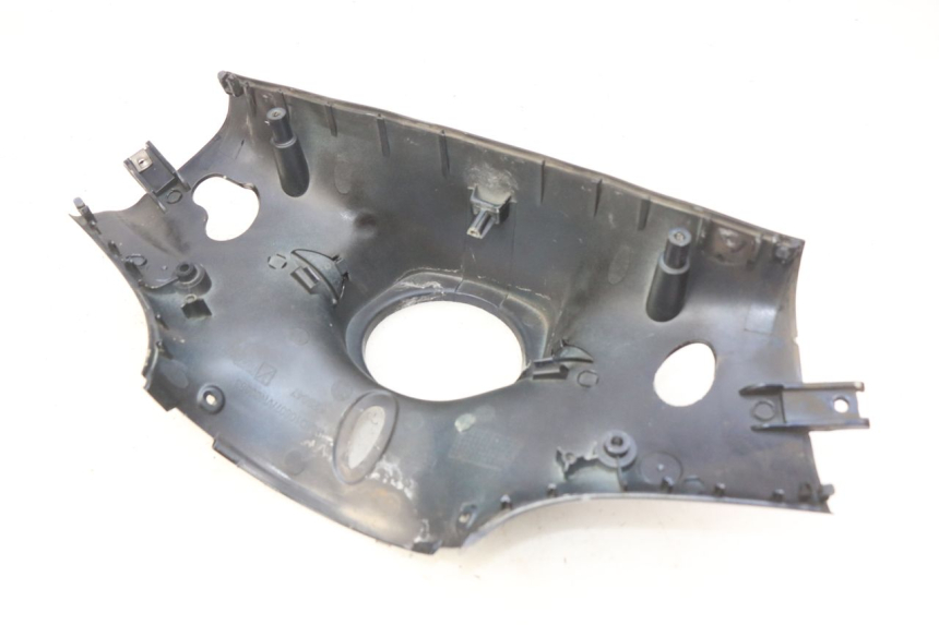 photo de HINTERE LENKERABDECKUNG PIAGGIO VESPA PRIMAVERA 2T 50 (2013 - 2018)