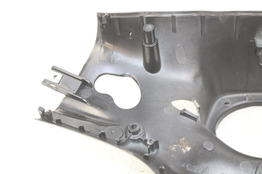 photo de HINTERE LENKERABDECKUNG PIAGGIO VESPA PRIMAVERA 2T 50 (2013 - 2018)