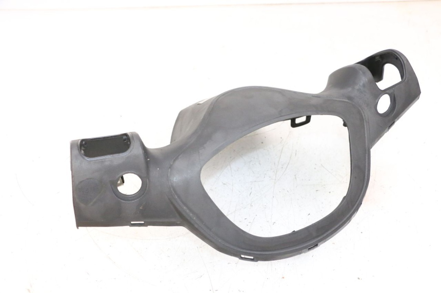 photo de HINTERE LENKERABDECKUNG JM MOTORS SANTANA 50 (2014 - 2023) - Geprüftes Gebrauchtteil