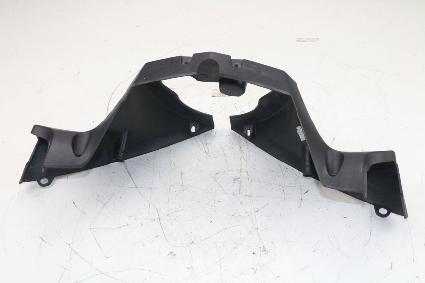 photo de LENKERVERKLEIDUNG HINTEN PEUGEOT SATELIS 125 (2013 - 2018)