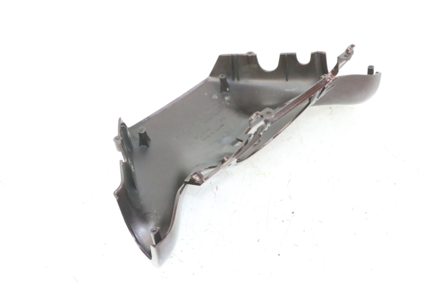 photo de LENKERVERKLEIDUNG HINTEN APRILIA SCARABEO GT TOURING 125 (1999 - 2005)