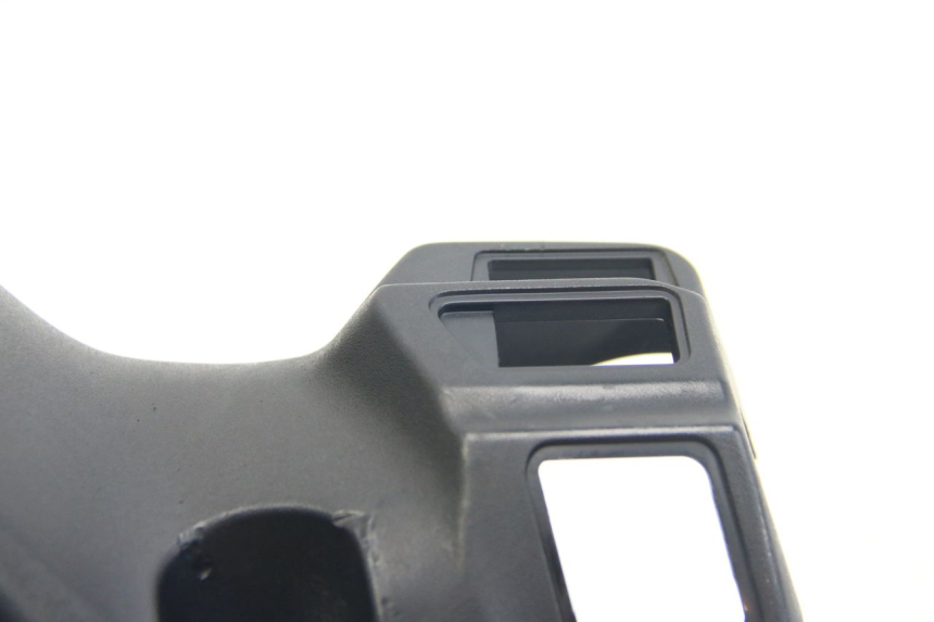 photo de RüCKSPIEGELABDECKUNG SUZUKI SIXTEEN 125 (2008 - 2010)