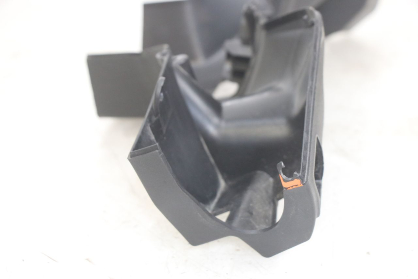photo de HINTERE LENKERABDECKUNG APRILIA SXR 50 (2021 - 2023)