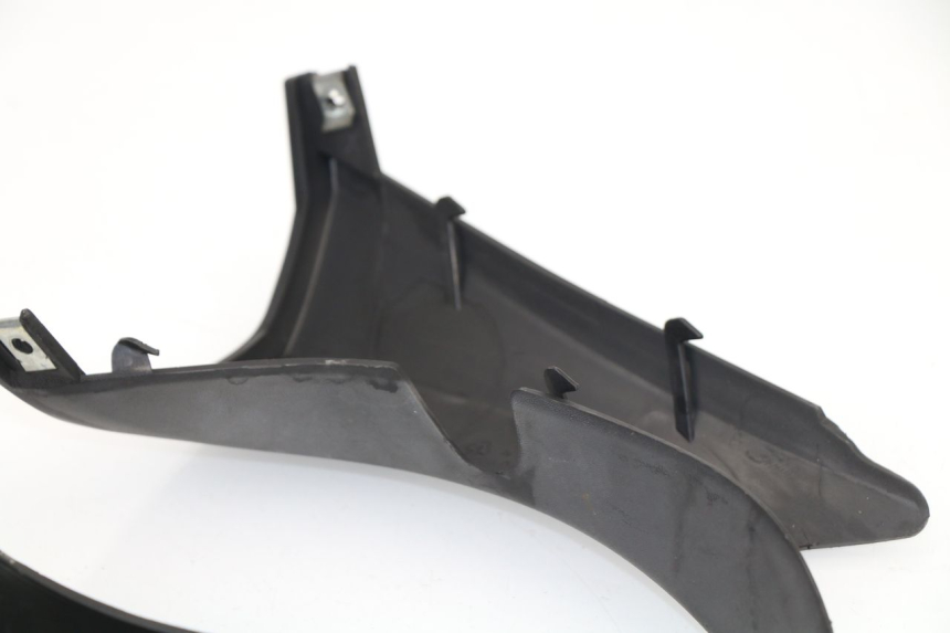 photo de LENKERVERKLEIDUNG HINTEN SYM GTS 250 (2005 - 2008)
